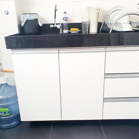 Апартаменти Apartamento Perto Da Praia E Do Aeroporto Лауро-де-Фрейтас Екстер'єр фото