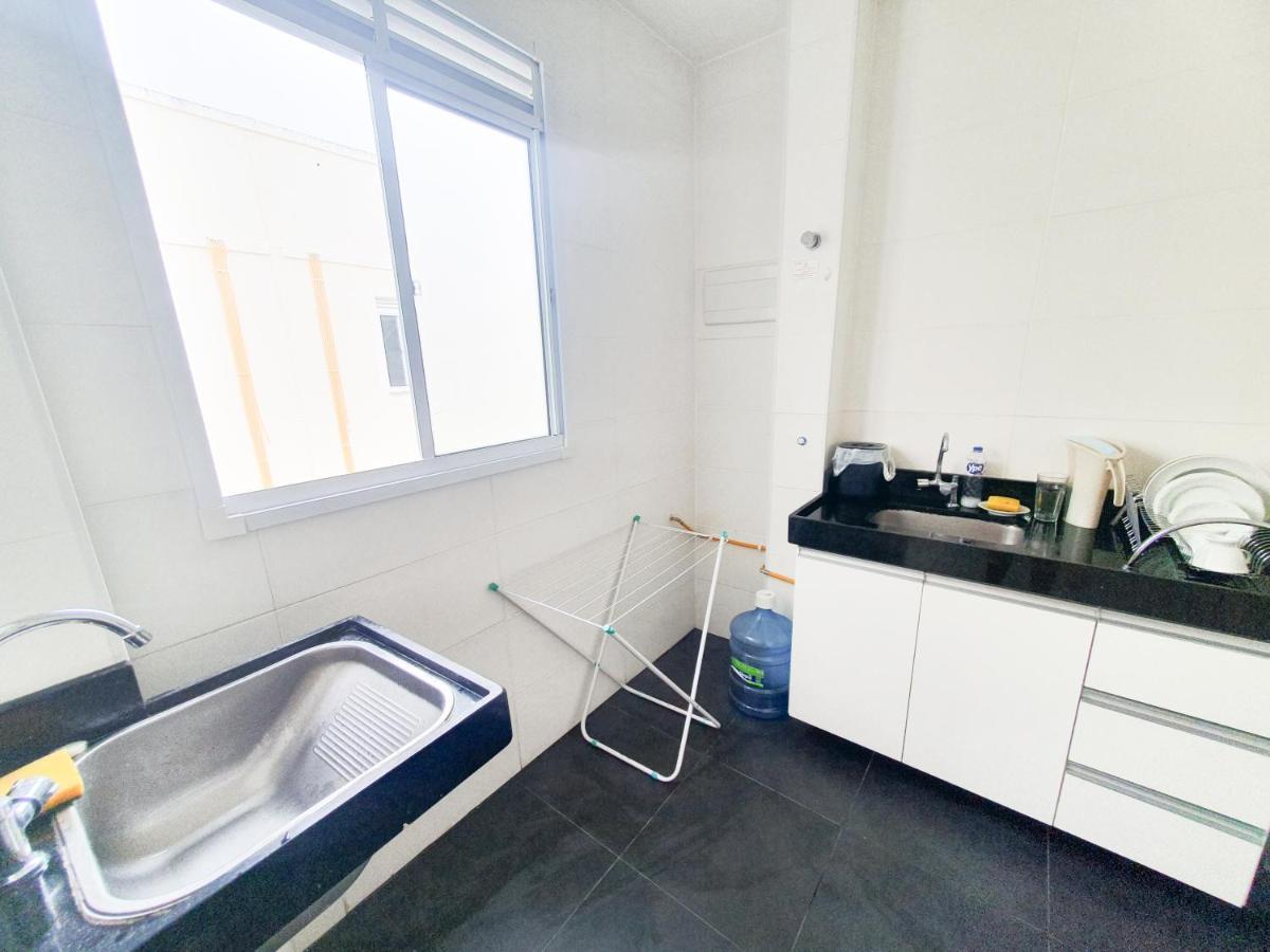 Апартаменти Apartamento Perto Da Praia E Do Aeroporto Лауро-де-Фрейтас Екстер'єр фото